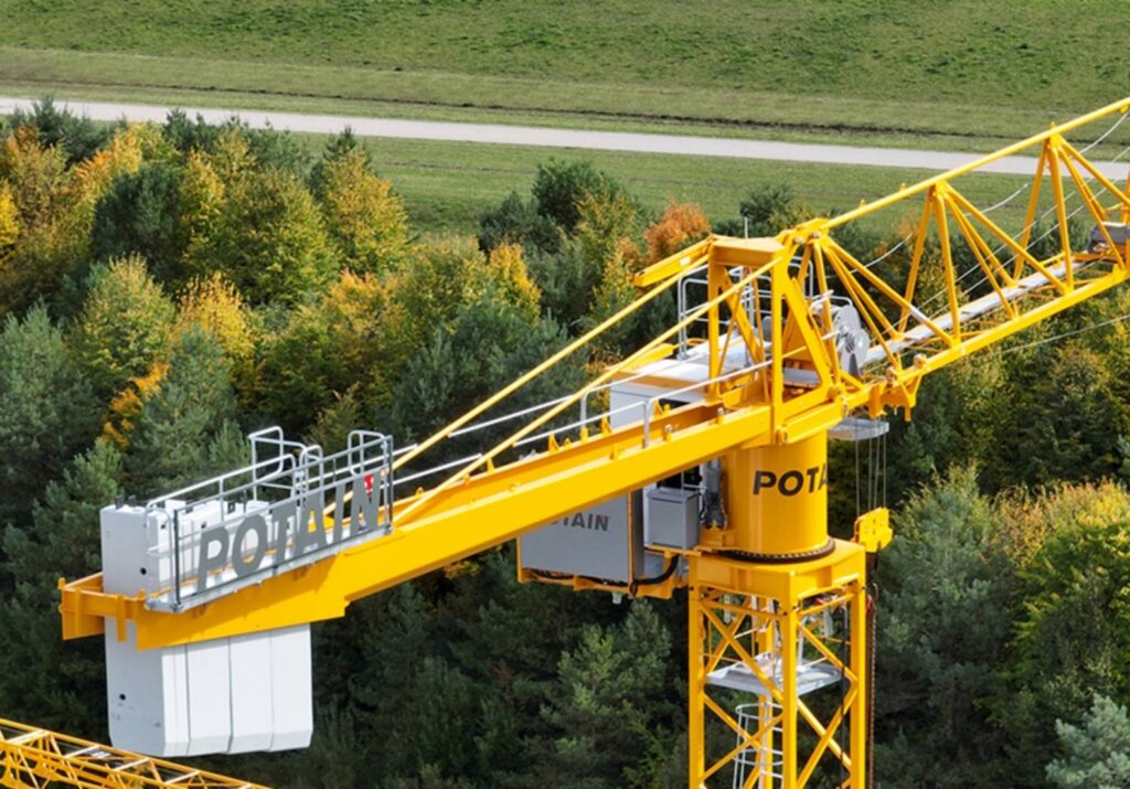 top-slewing-crane